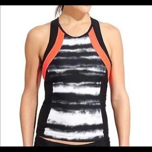 ** SOLD ** Athleta  streamline support top - slimming!